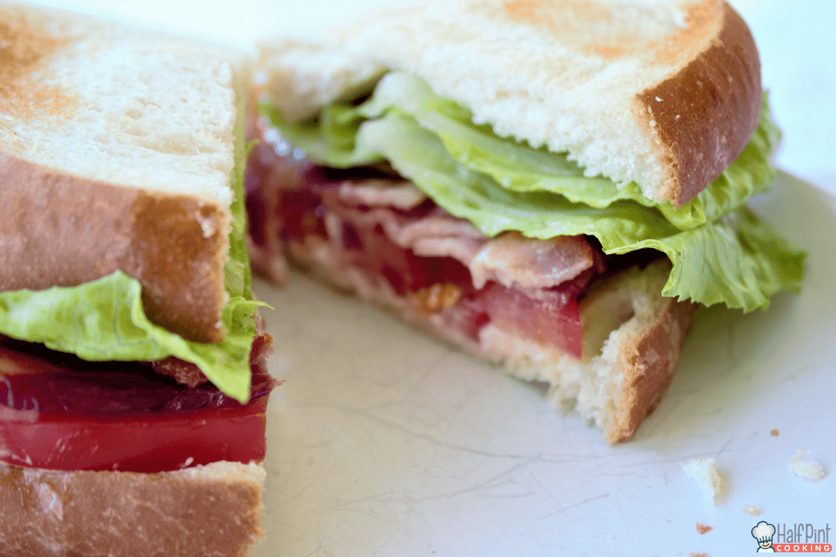 BLT-half sandwich