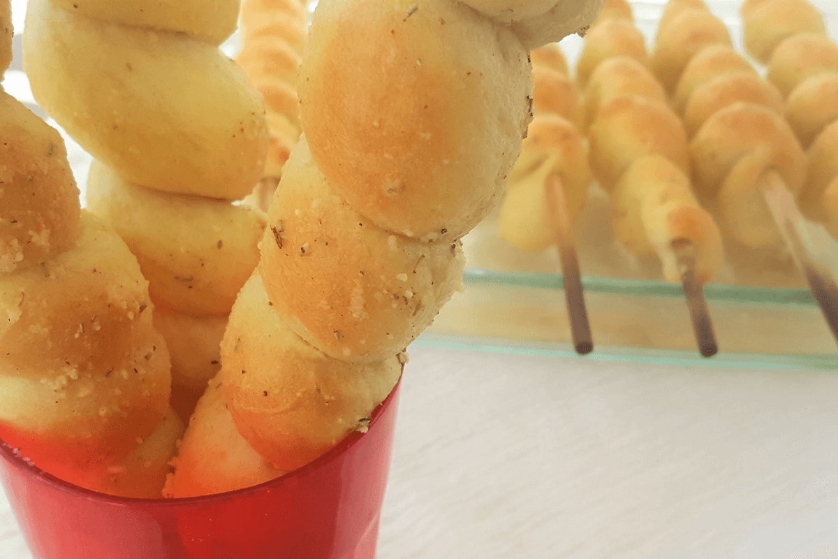 bread twists-featured image